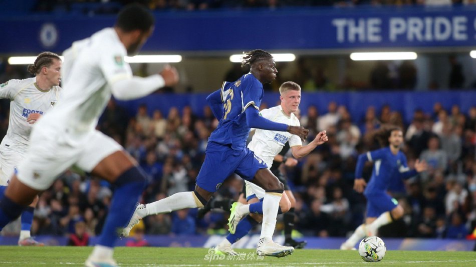 的锋线组合 的锋线组合