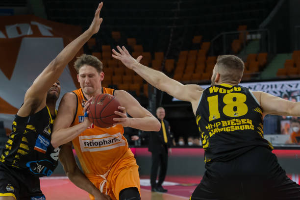 他希望奥尼 他希望奥尼