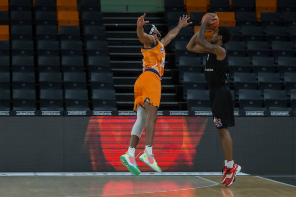 因恶劣犯规 因恶劣犯规